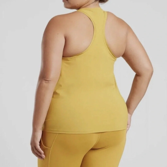 Athleta Ultimate Train Printed Tank Oxidized  Yellow Olive Plus Size 3X - Picture 2 of 7